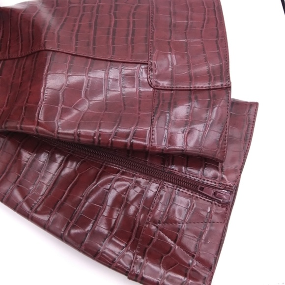 Jones New York Nina Burgundy Red Crocodile Boots - Picture 3 of 7